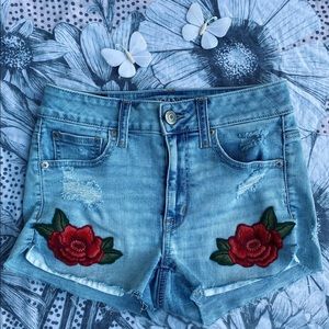 embroidered rose shorts 🌹